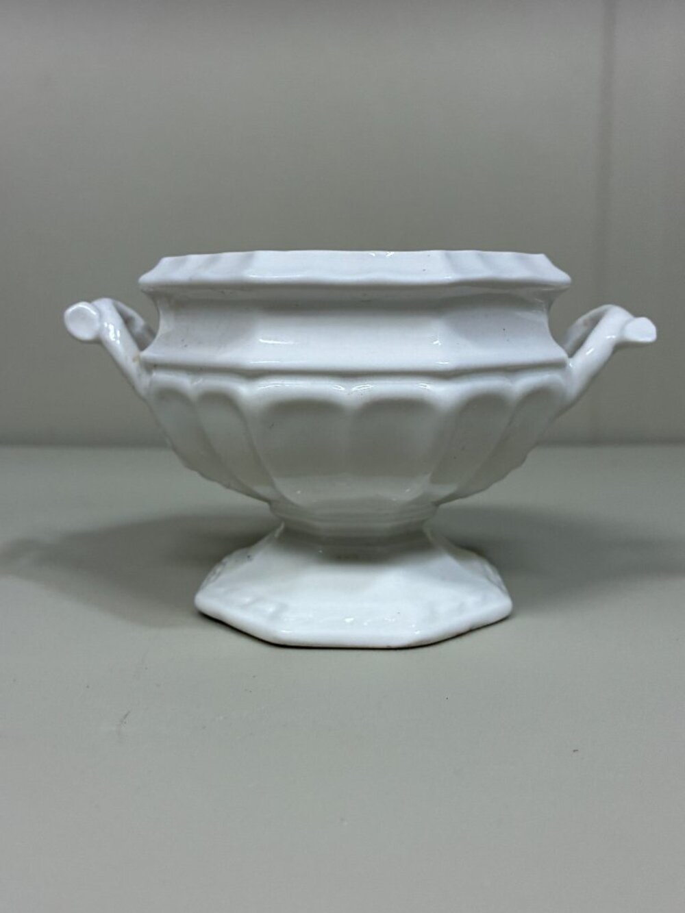 Red Cliff Ironstone Grape Leaf Soup Tureen ~ no ladle or lid
